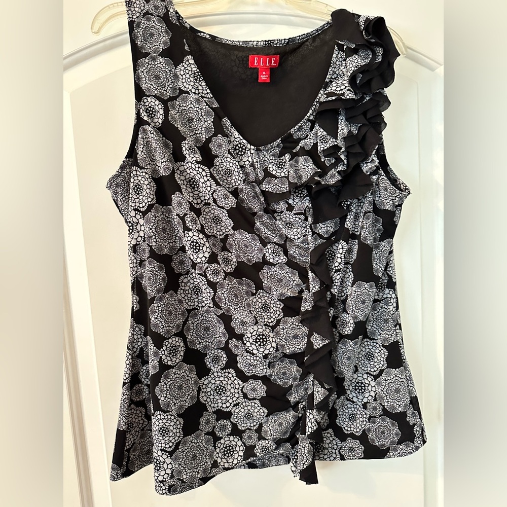 Sleeveless top.